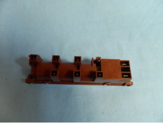 Ariston,Indesit блок электророзжига на 6 свечей+2 конт.,защелки (119341,1007005)